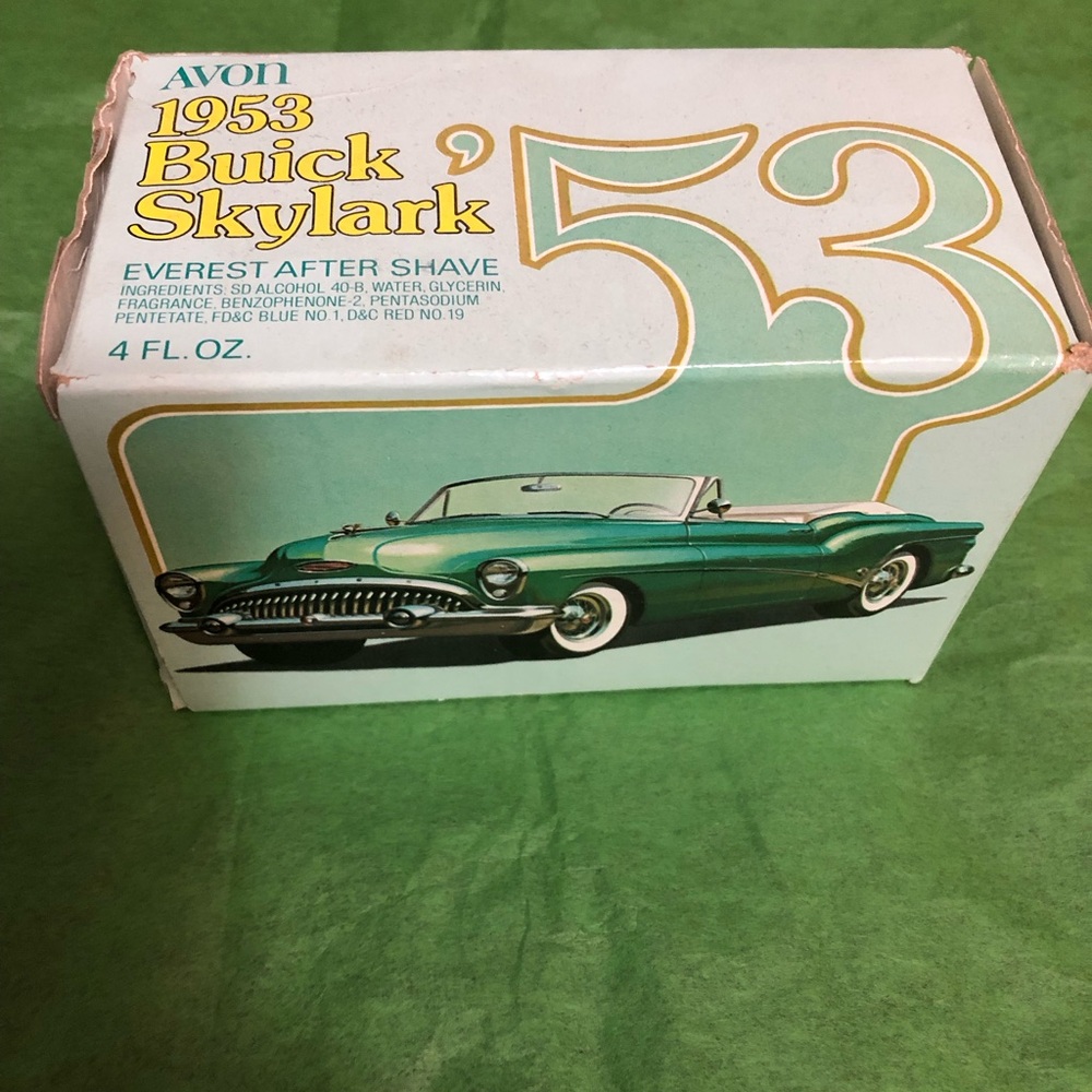 Avon 1953 Buick Skylark After Shave Decanter